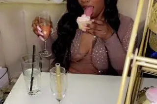 ✨ 100% Real ( MISTYSXX ) on X ❣ Better Than Therapy Come See What The Hype Is About ❣ JUICY BOOTY ❤ Highly Reviewed ✨ Ebony 𝙂𝙊𝘿𝘿𝙀𝙎𝙎 ❣ - Image 5