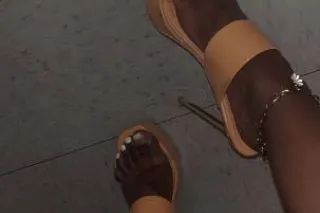 Available Incall Massage Sessions($80) until 10 pm - Image 1