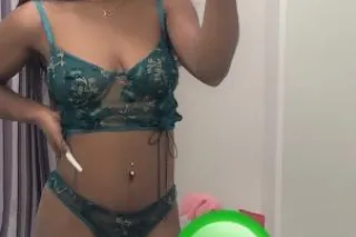 100HH SPECIAL ⏳🤎BROWN SKIN BEAUTY, SOFT JUICY🍑COME EXPERIENCE HEAVEN ON EARTH🍫🍪 - Image 1