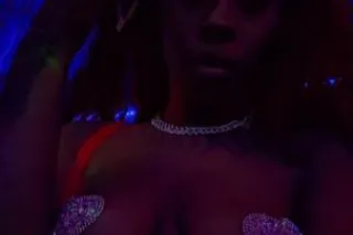 READ FULL AD 💕💦 Slippery & Exotic 😜🫦 - Image 9